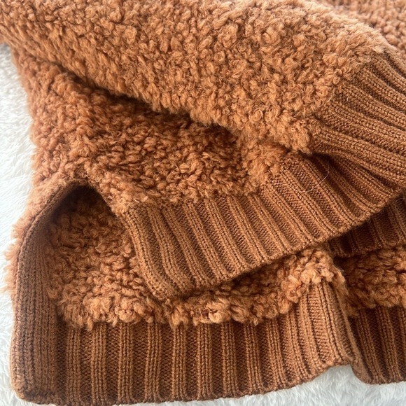 NWT UGG Sz L Dreeann Soft Plush Fleece Wool Blend V-Neck Teddy Bear Long Sleeve - Picture 13 of 16